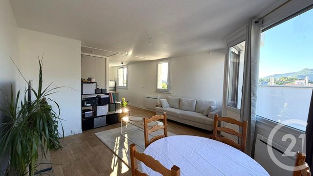 Appartement T2 &agrave; louer - 2 pi&egrave;ces - 50,25 m2 - La Ravoire - 73 - RHONE-ALPES