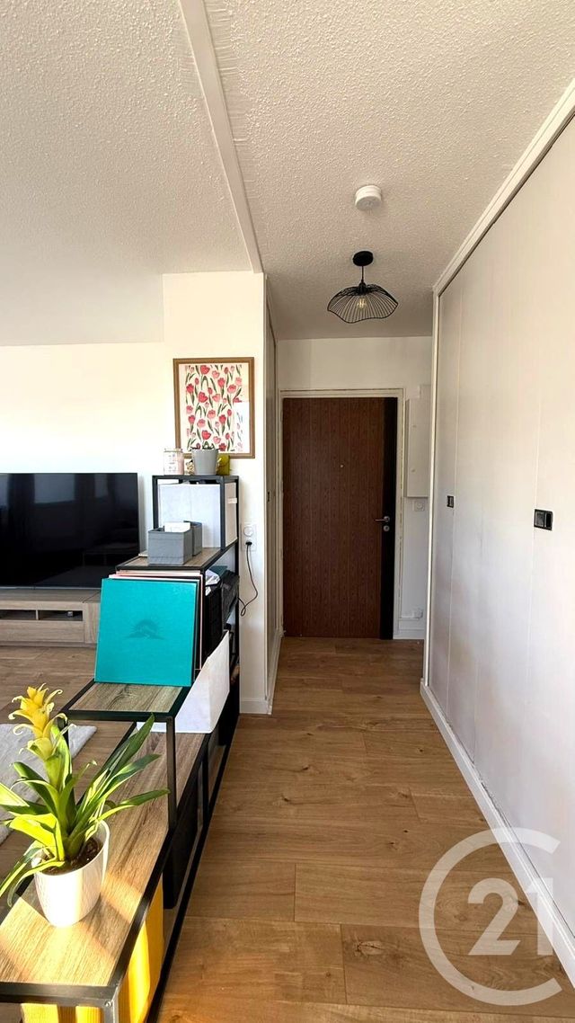 Appartement T2 &agrave; louer - 2 pi&egrave;ces - 50,25 m2 - La Ravoire - 73 - RHONE-ALPES