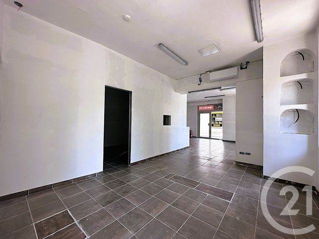 Local commercial à vendre - 69.17 m2 - 73 - Savoie