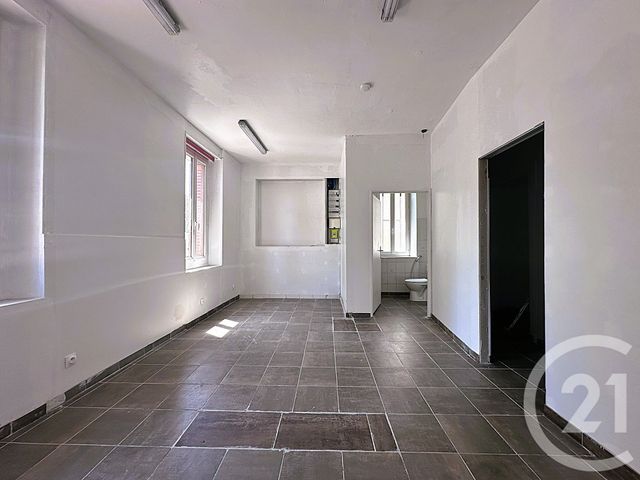 Local commercial à vendre - 69.17 m2 - 73 - Savoie