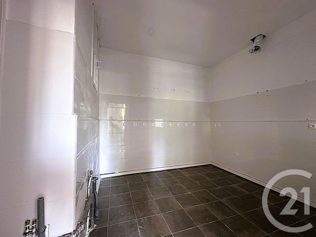 Local commercial à vendre - 69.17 m2 - 73 - Savoie