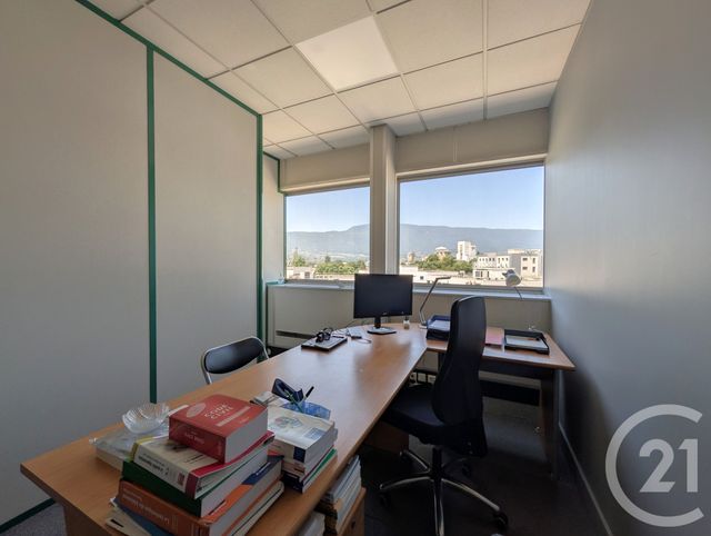 Bureaux à vendre - 112.7 m2 - 73 - Savoie