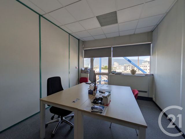 Bureaux à vendre - 112.7 m2 - 73 - Savoie