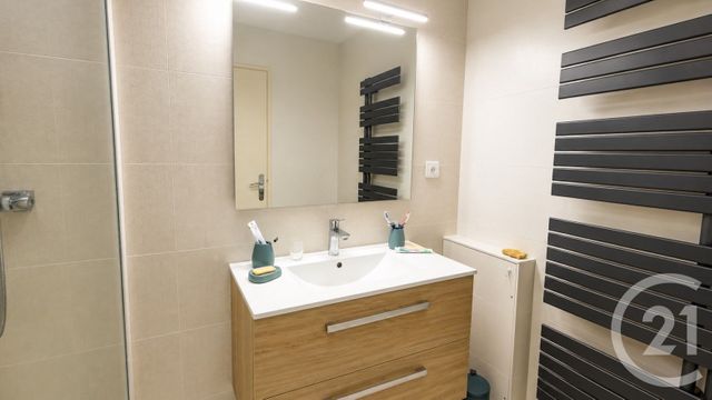 Appartement F4 &agrave; vendre - 5 pi&egrave;ces - 83,39 m2 - Chambery - 73 - RHONE-ALPES