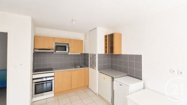 Appartement T3 &agrave; vendre - 3 pi&egrave;ces - 58,07 m2 - Chambery - 73 - RHONE-ALPES