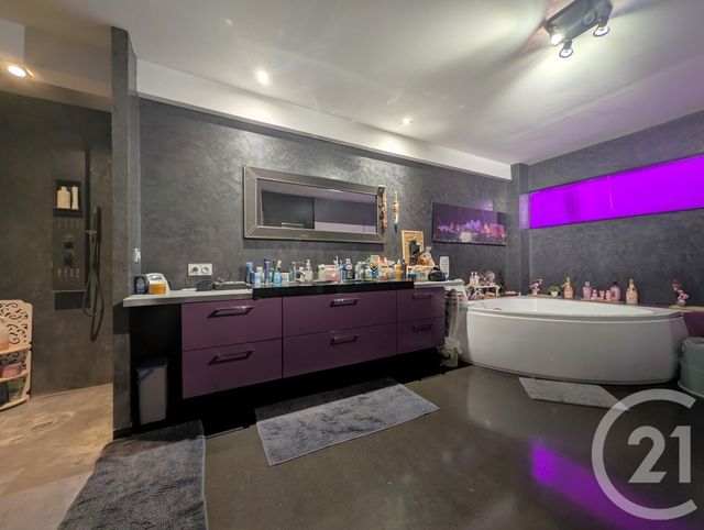 Maison &agrave; vendre - 5 pi&egrave;ces - 189 m2 - Les Avenieres Veyrins Thuellin - 38 - RHONE-ALPES