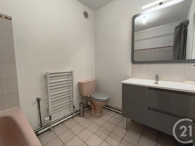 Appartement T1 &agrave; louer - 1 pi&egrave;ce - 35,35 m2 - Chambery - 73 - RHONE-ALPES