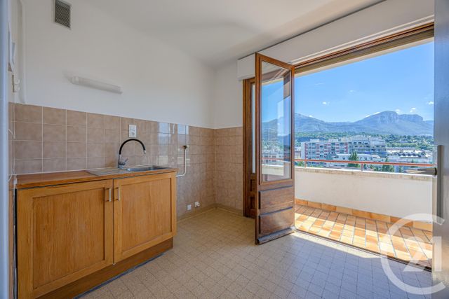 Appartement T2 &agrave; vendre - 2 pi&egrave;ces - 43,31 m2 - Chambery - 73 - RHONE-ALPES