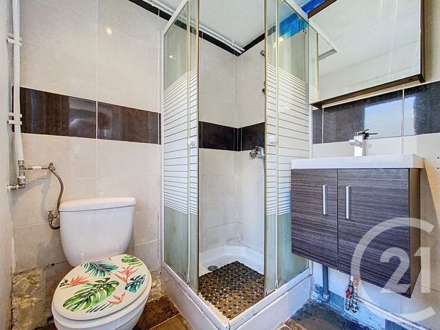 Maison à vendre - 3 pièces - 63,55 m2 - Rochefort - 17 - POITOU-CHARENTES