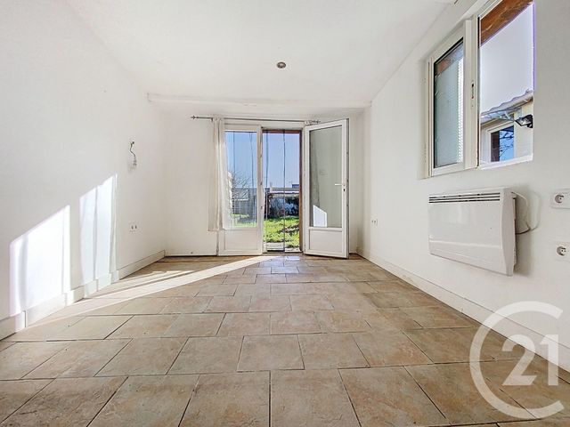 Maison à vendre - 3 pièces - 63,55 m2 - Rochefort - 17 - POITOU-CHARENTES