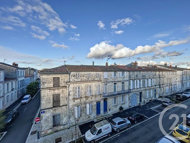 Appartement F5 à vendre - 5 pièces - 136,62 m2 - Rochefort - 17 - POITOU-CHARENTES
