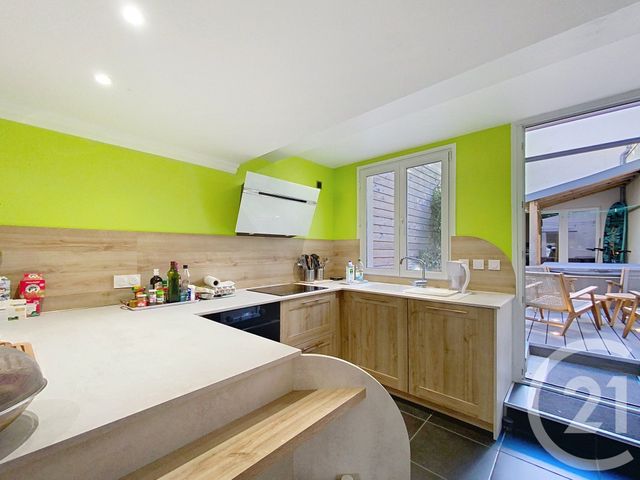 Maison à vendre - 7 pièces - 185,49 m2 - Rochefort - 17 - POITOU-CHARENTES