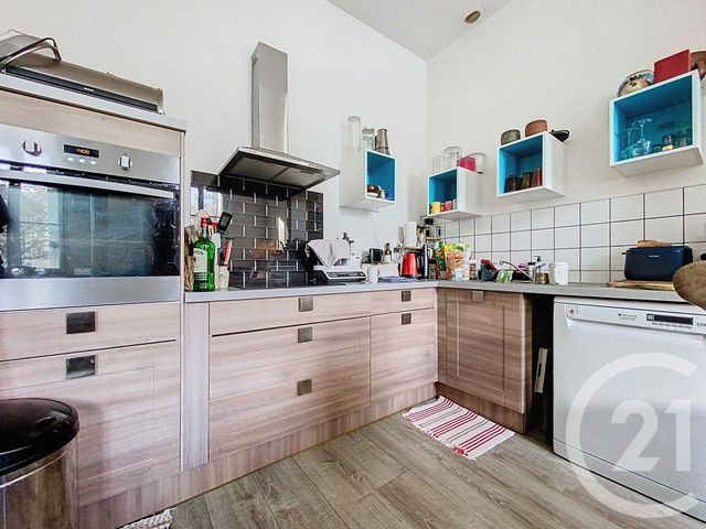 Appartement F4 &agrave; vendre - 4 pi&egrave;ces - 98,40 m2 - Rochefort - 17 - POITOU-CHARENTES