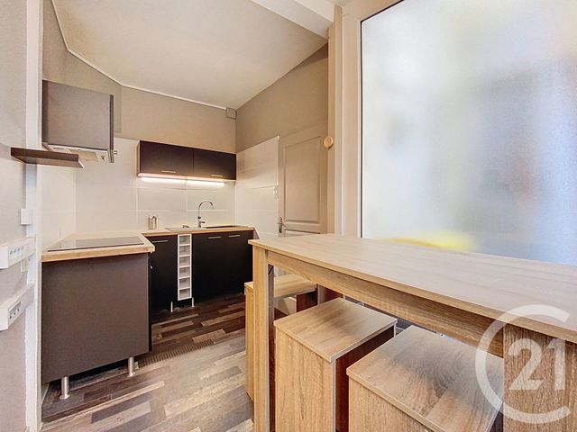 Appartement F4 &agrave; vendre - 4 pi&egrave;ces - 80 m2 - Rochefort - 17 - POITOU-CHARENTES