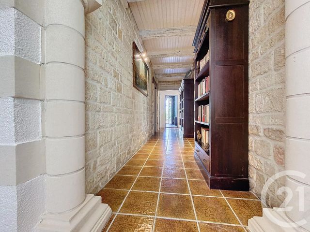 Maison à vendre - 8 pièces - 190 m2 - Tonnay Charente - 17 - POITOU-CHARENTES