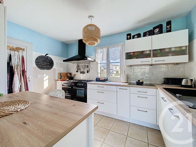 Maison à vendre - 4 pièces - 126,50 m2 - Rochefort - 17 - POITOU-CHARENTES