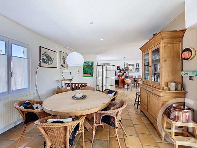 Maison à vendre - 5 pièces - 160 m2 - Tonnay Charente - 17 - POITOU-CHARENTES