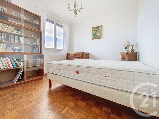 Appartement F4 à vendre - 4 pièces - 72,23 m2 - Rochefort - 17 - POITOU-CHARENTES