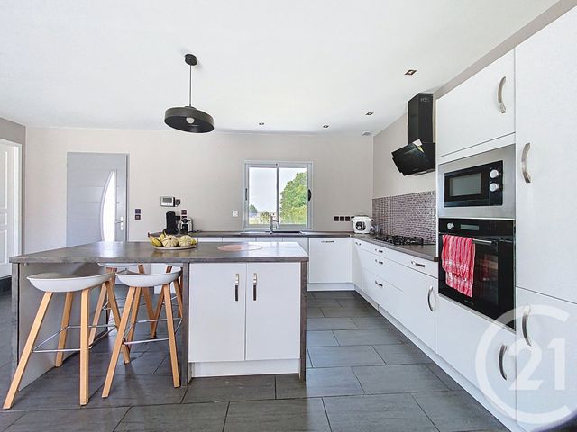 Maison à vendre - 6 pièces - 132 m2 - Echillais - 17 - POITOU-CHARENTES