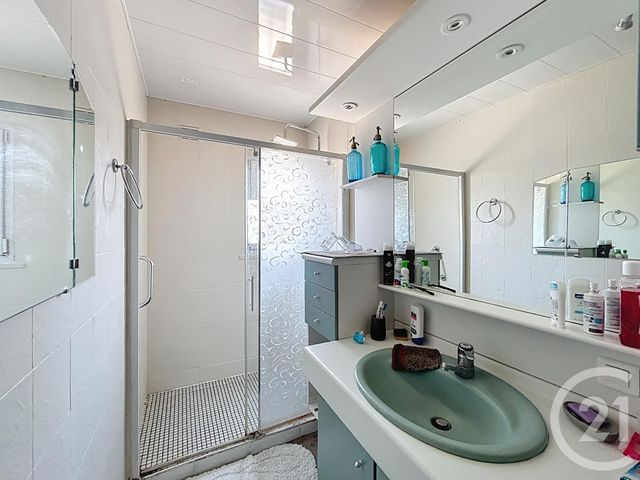 Maison à vendre - 4 pièces - 90,12 m2 - Rochefort - 17 - POITOU-CHARENTES