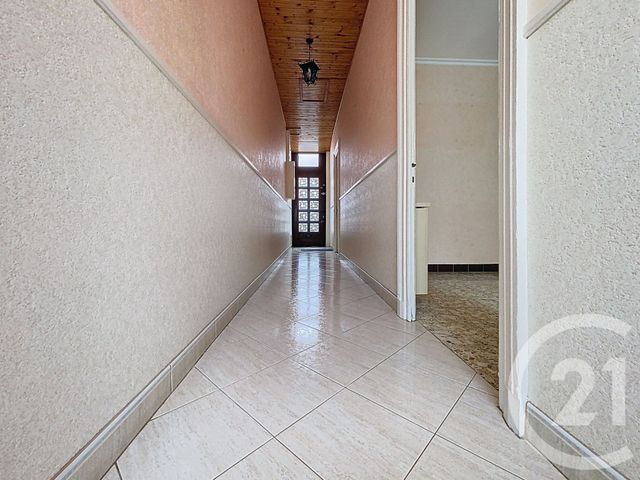 Maison à vendre - 3 pièces - 77,61 m2 - Rochefort - 17 - POITOU-CHARENTES