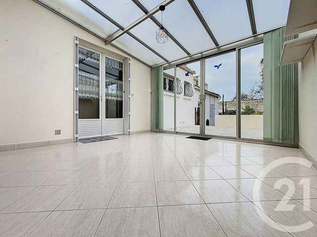 Maison à vendre - 3 pièces - 77,61 m2 - Rochefort - 17 - POITOU-CHARENTES