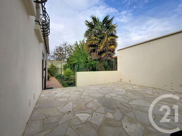 Maison à vendre - 3 pièces - 77,61 m2 - Rochefort - 17 - POITOU-CHARENTES