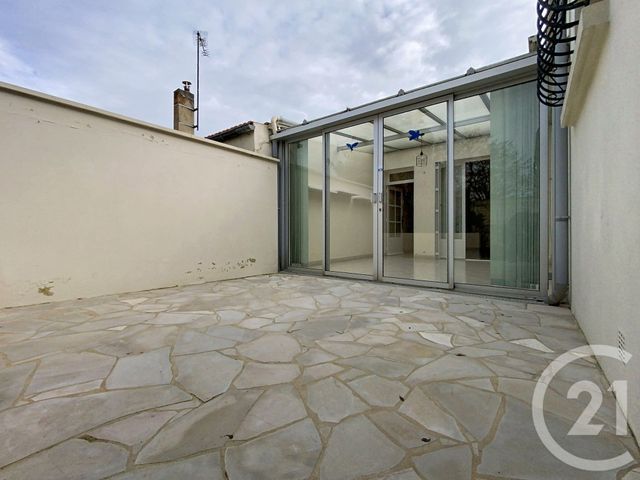 Maison à vendre - 3 pièces - 77,61 m2 - Rochefort - 17 - POITOU-CHARENTES