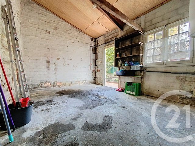 Maison à vendre - 3 pièces - 77,61 m2 - Rochefort - 17 - POITOU-CHARENTES