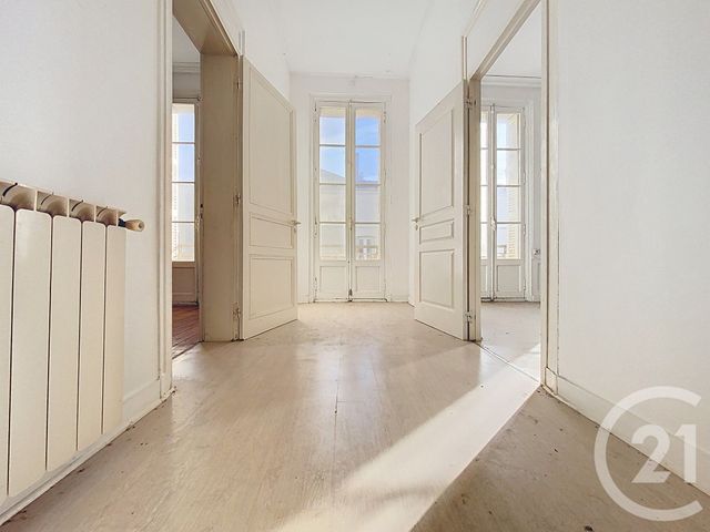 Appartement F4 à vendre - 4 pièces - 127,05 m2 - Rochefort - 17 - POITOU-CHARENTES