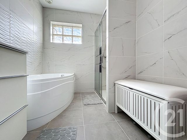 Appartement Chambre à louer - 1 pièce - 15,50 m2 - Rochefort - 17 - POITOU-CHARENTES