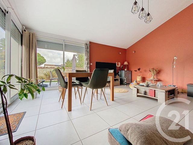 Maison à vendre - 5 pièces - 130 m2 - Vergeroux - 17 - POITOU-CHARENTES