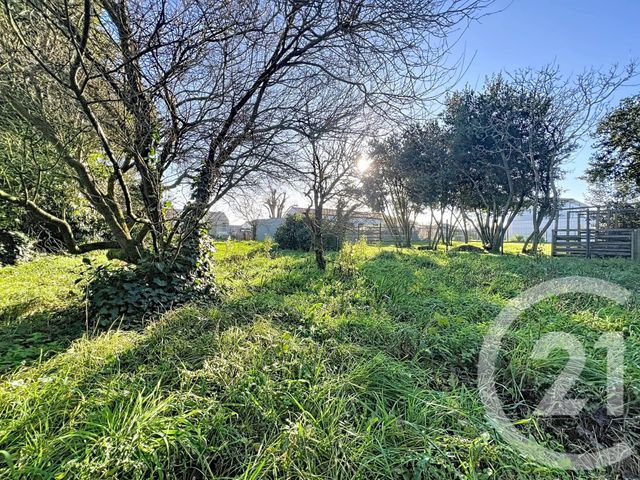 Terrain &agrave; vendre - 759 m2 - St Froult - 17 - POITOU-CHARENTES