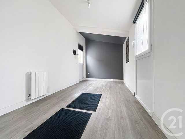 Maison à vendre - 4 pièces - 86,87 m2 - Rochefort - 17 - POITOU-CHARENTES