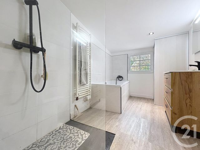 Maison à vendre - 4 pièces - 86,87 m2 - Rochefort - 17 - POITOU-CHARENTES