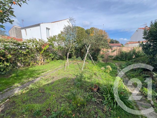 Maison à vendre - 4 pièces - 86,87 m2 - Rochefort - 17 - POITOU-CHARENTES