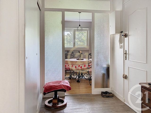 Appartement F4 à vendre - 5 pièces - 90 m2 - Rochefort - 17 - POITOU-CHARENTES