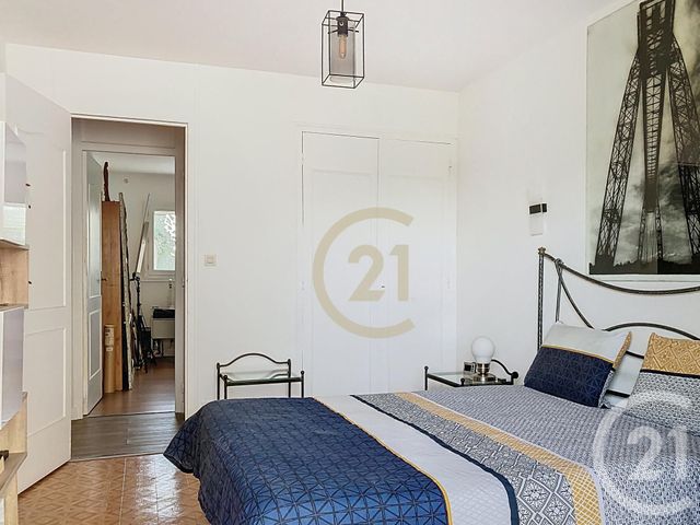 Appartement F4 à vendre - 5 pièces - 90 m2 - Rochefort - 17 - POITOU-CHARENTES