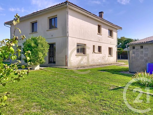 Maison à vendre - 6 pièces - 190 m2 - Trizay - 17 - POITOU-CHARENTES