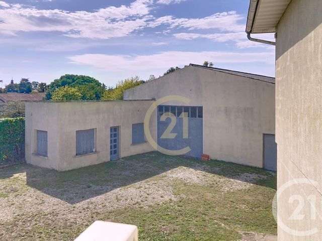 Maison à vendre - 6 pièces - 190 m2 - Trizay - 17 - POITOU-CHARENTES
