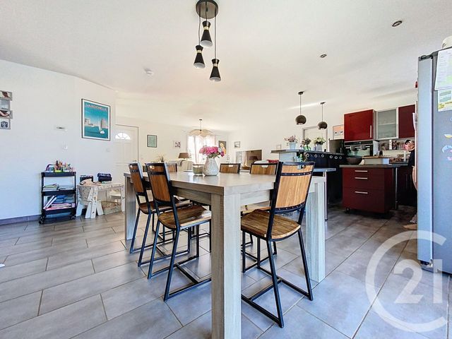 Maison à vendre - 5 pièces - 104 m2 - Lussant - 17 - POITOU-CHARENTES