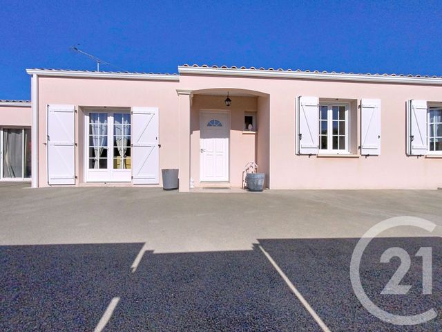 Maison à vendre - 5 pièces - 104 m2 - Lussant - 17 - POITOU-CHARENTES