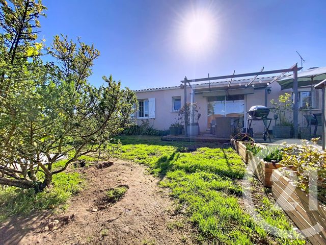 Maison à vendre - 5 pièces - 104 m2 - Lussant - 17 - POITOU-CHARENTES