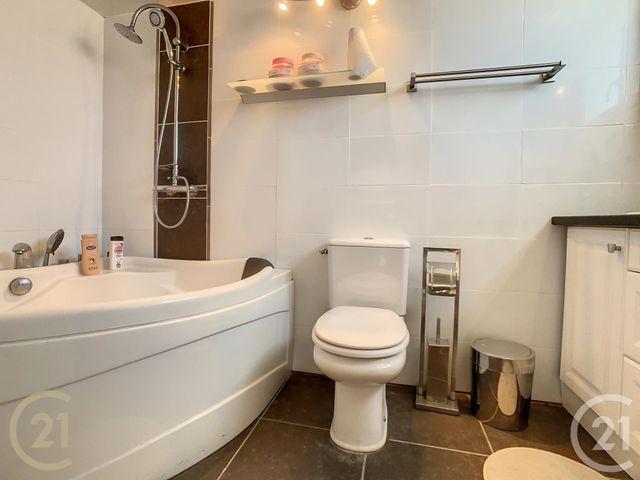 Maison à vendre - 7 pièces - 182 m2 - Port Des Barques - 17 - POITOU-CHARENTES