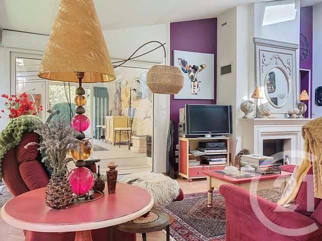 Maison à vendre - 5 pièces - 150 m2 - Rochefort - 17 - POITOU-CHARENTES