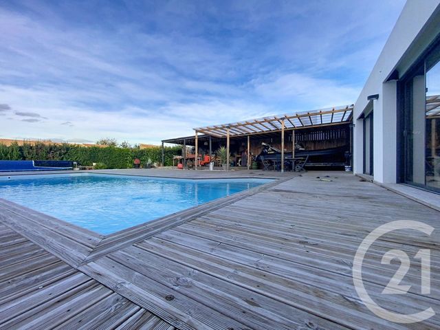 Maison &agrave; vendre - 8 pi&egrave;ces - 194 m2 - Tonnay Charente - 17 - POITOU-CHARENTES