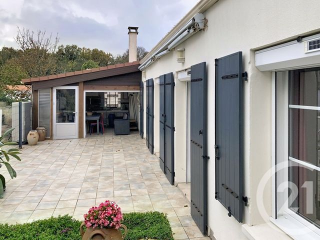 Maison à vendre - 5 pièces - 132 m2 - Breuil Magne - 17 - POITOU-CHARENTES