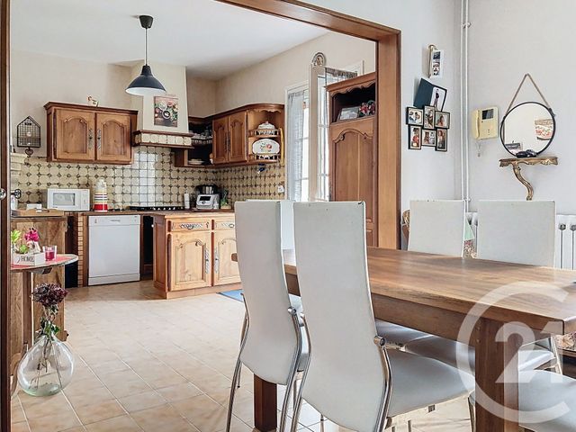 Maison à vendre - 5 pièces - 132 m2 - Breuil Magne - 17 - POITOU-CHARENTES