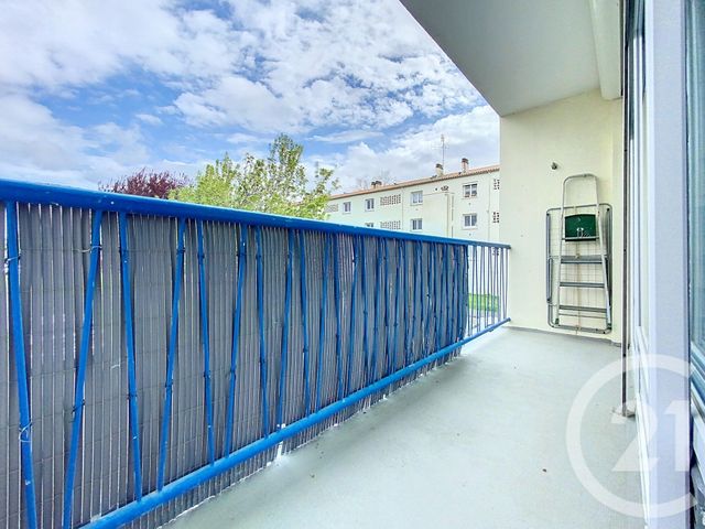 Appartement F3 &agrave; vendre - 4 pi&egrave;ces - 68,32 m2 - Rochefort - 17 - POITOU-CHARENTES