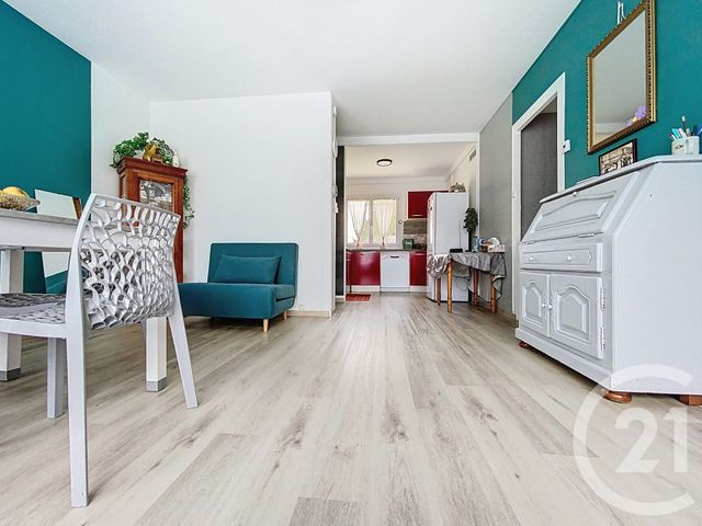 Appartement F3 &agrave; vendre - 4 pi&egrave;ces - 68,32 m2 - Rochefort - 17 - POITOU-CHARENTES